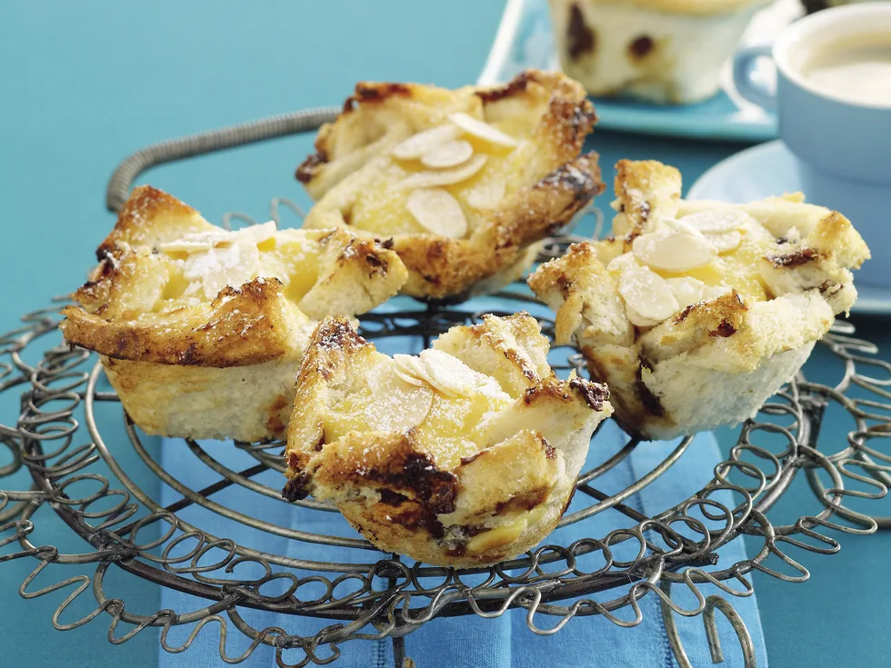 Mini Fruit Bread Custard Tarts