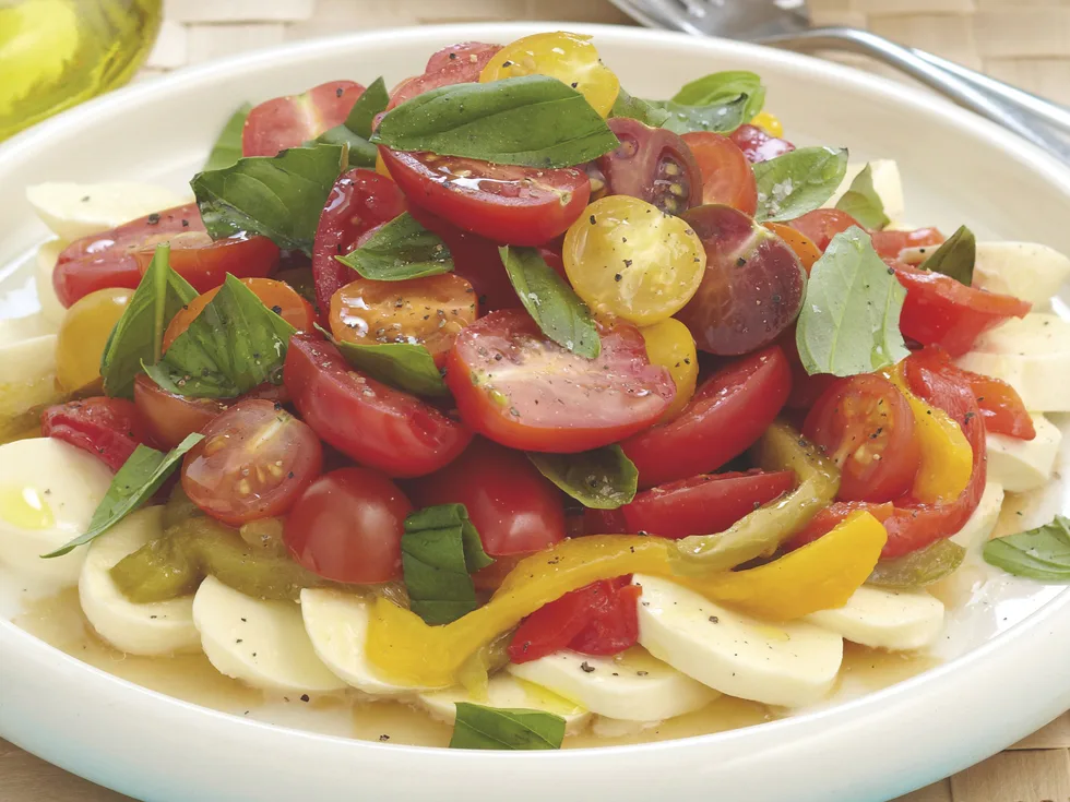 Italian-style Tomato and Capsicum Salad