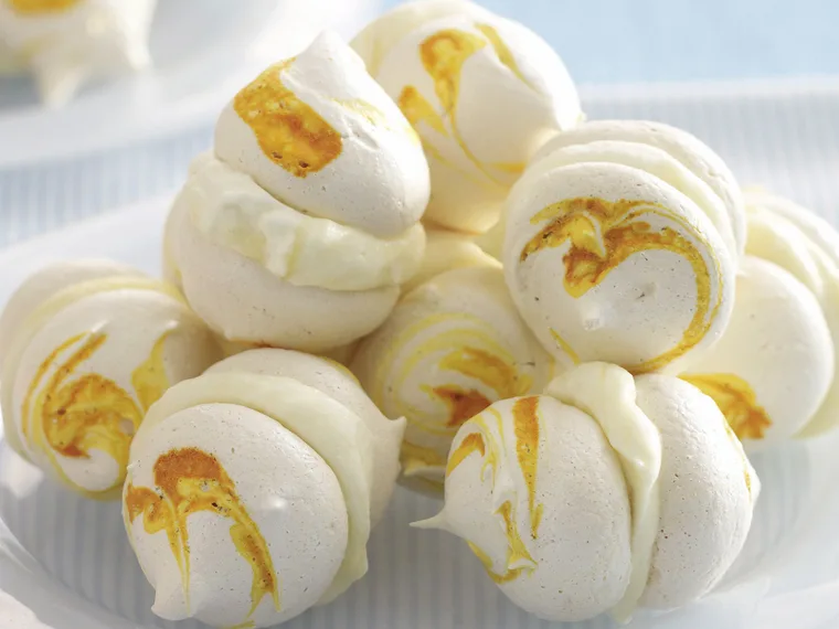 Lemon Meringue Kisses