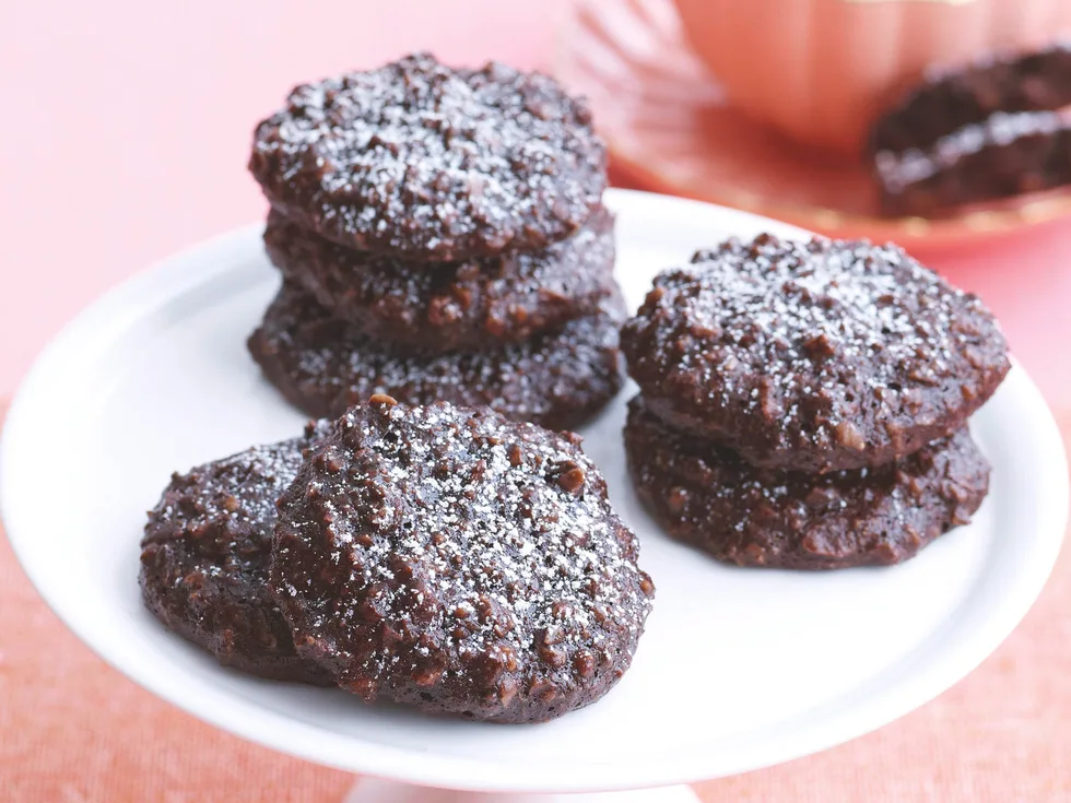 Choc Almond Biscuits