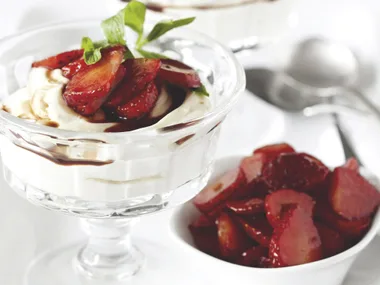 Lemon Mascarpone Mousse with Strawberries Verrine