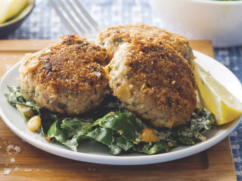 Sausage patties with fried tomatoes