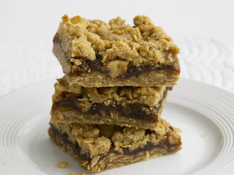 Date and Oat Crumble Slice