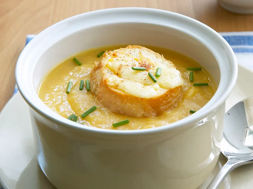 Garlic and Bean Soup