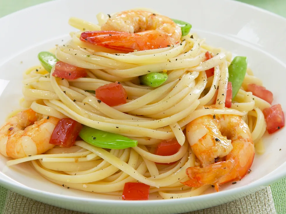 Garlic and Chilli Prawn Linguine