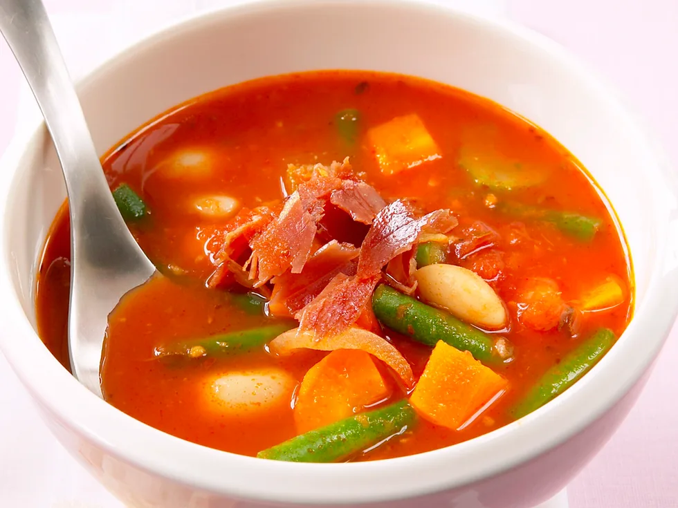 Greek bean soup