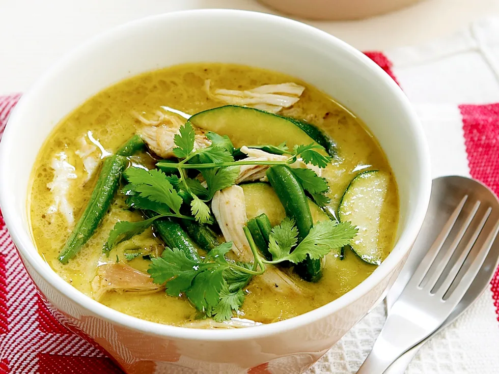 Green chicken curry