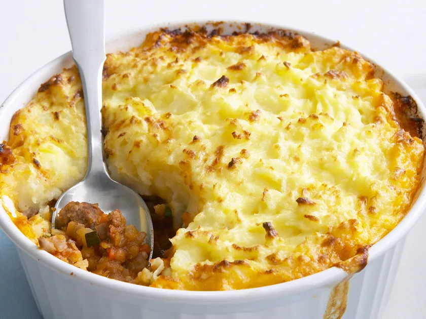 Lamb and lentil cottage pie
