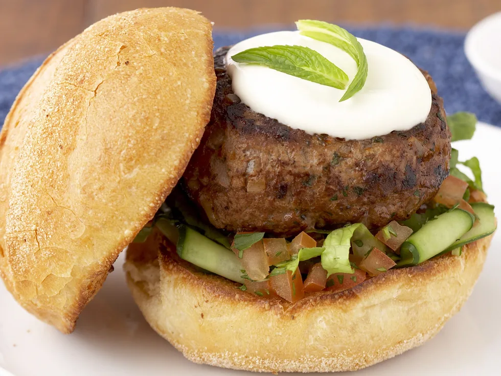 lamb burgers with tomato and mint salad
