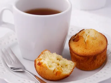 lemon and apricot friands