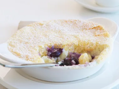 lemon and blueberry pudding