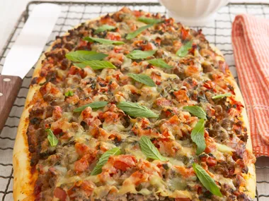 Mediterranean lamb pizza