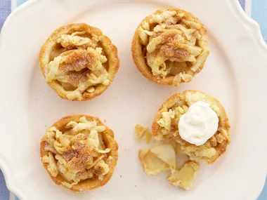 mini apple pies