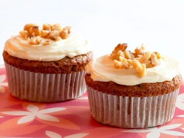 mini carrot cakes