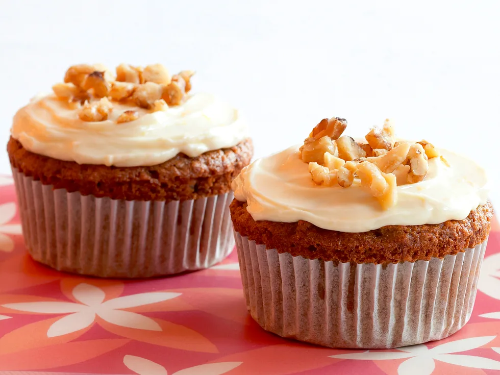 mini carrot cakes