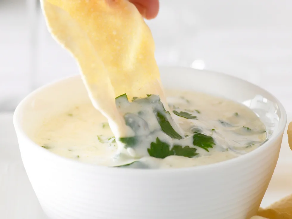 mini pappadums with yoghurt dip