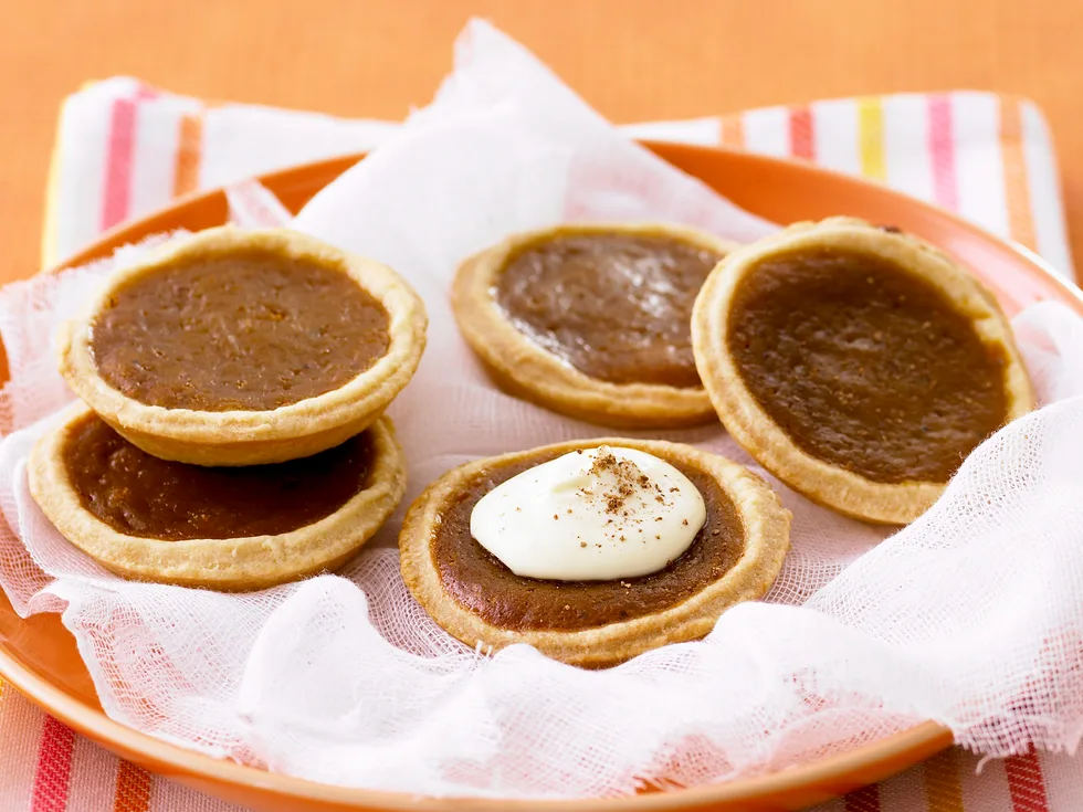 mini pumpkin pies