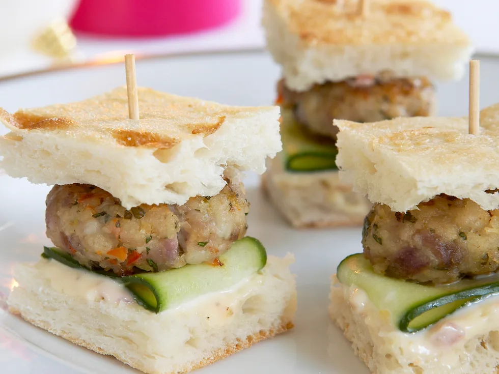 mini Thai chicken burgers