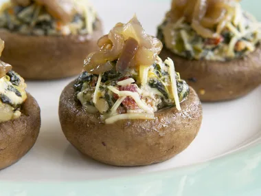mushrooms stuffed with spinach and ricotta