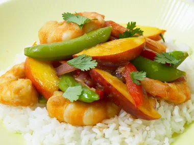 peach and prawn stir-fry