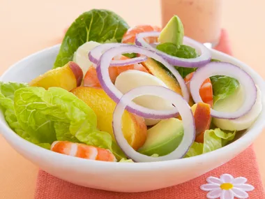 peach summer salad