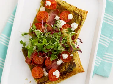 prosciutto, tomato and pesto tart