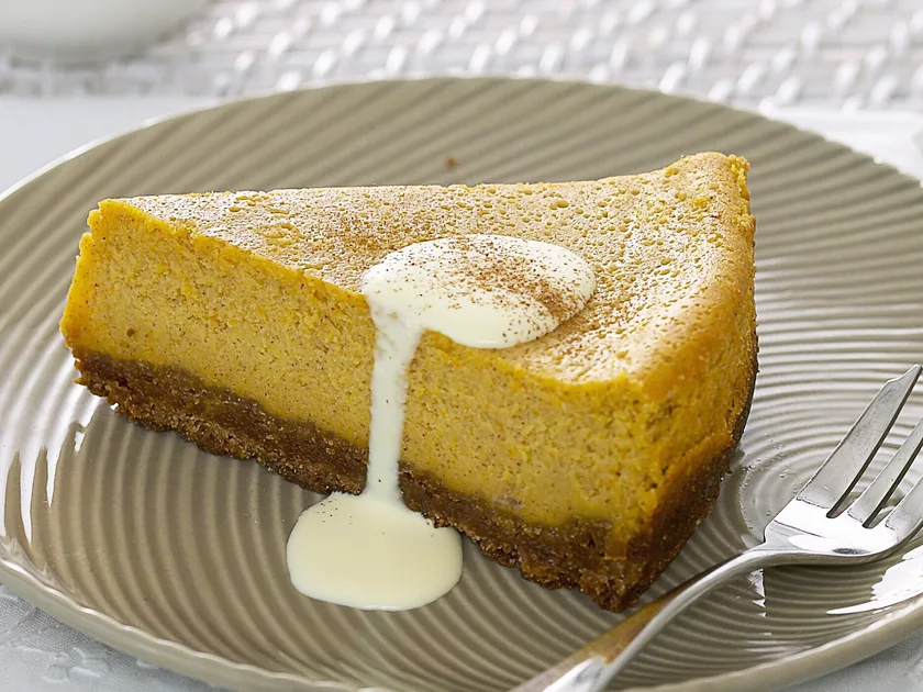 Pumpkin and cinnamon cheesecake