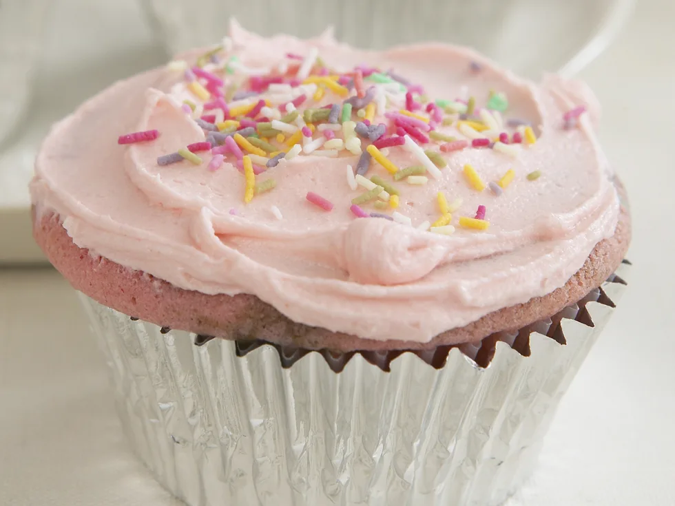rainbow cupcakes