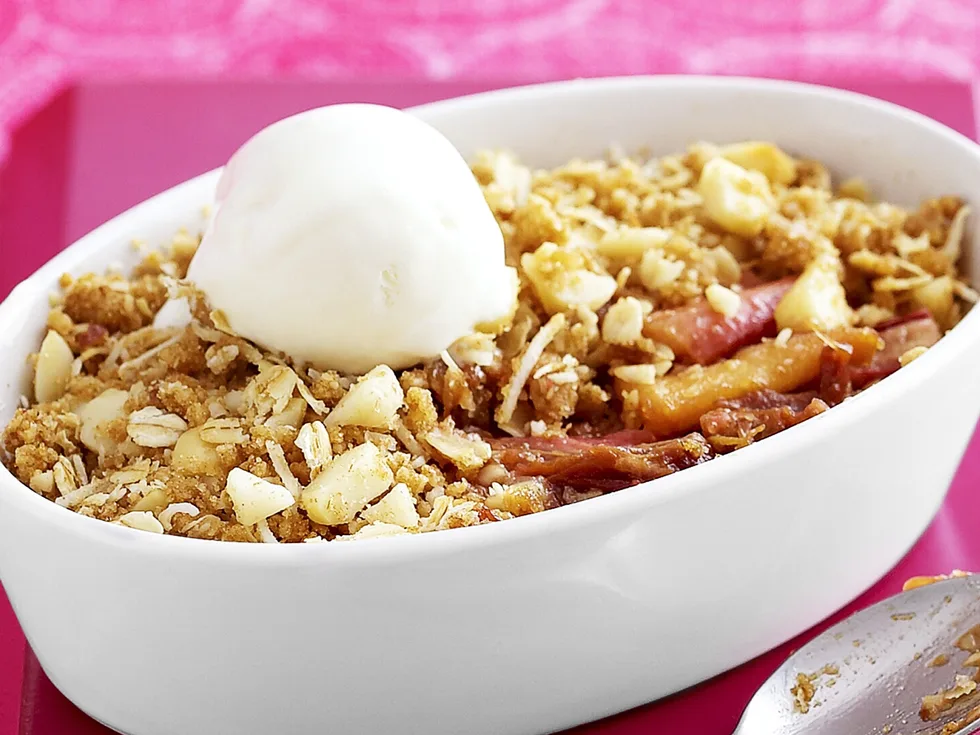 rhubarb, pear and apple crumble