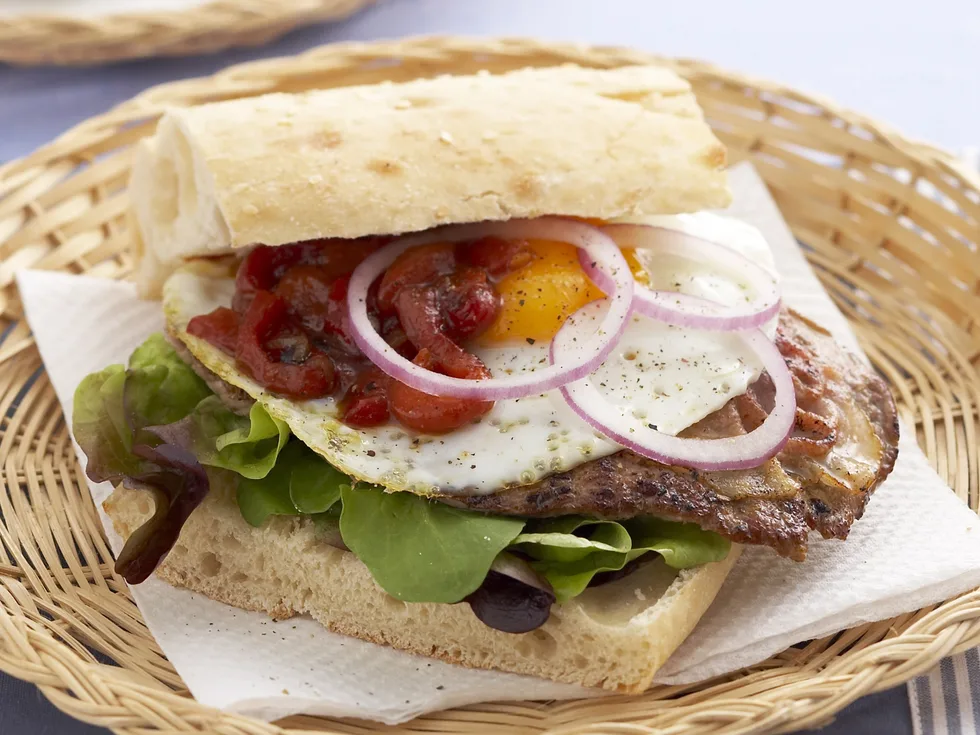 saltimbocca and capsicum chutney sandwiches