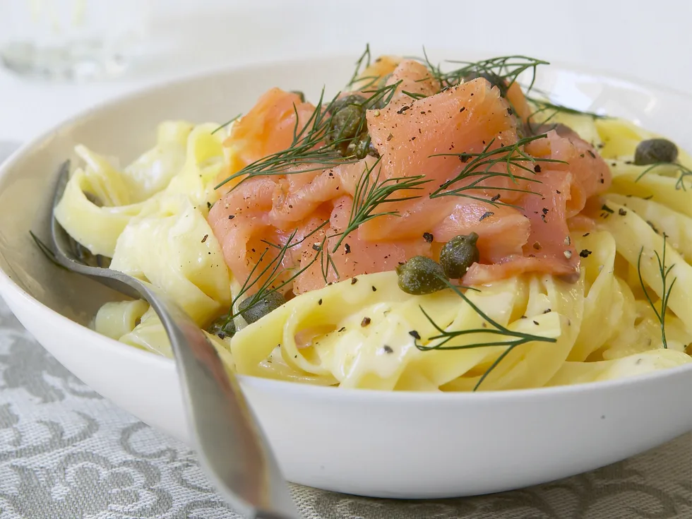 smoked salmon carbonara