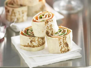 smoked salmon rolls