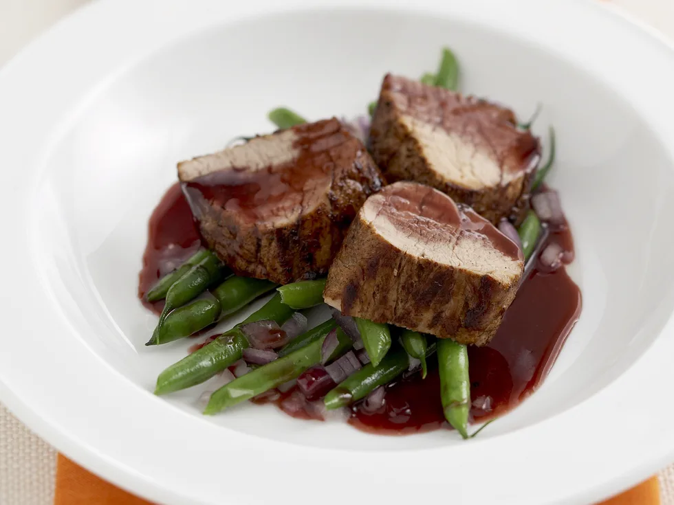 spiced pork fillet with orange and red wine sauce