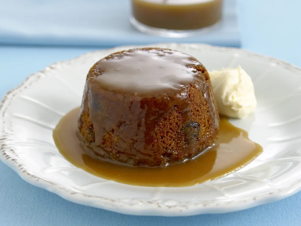 sticky date puddings