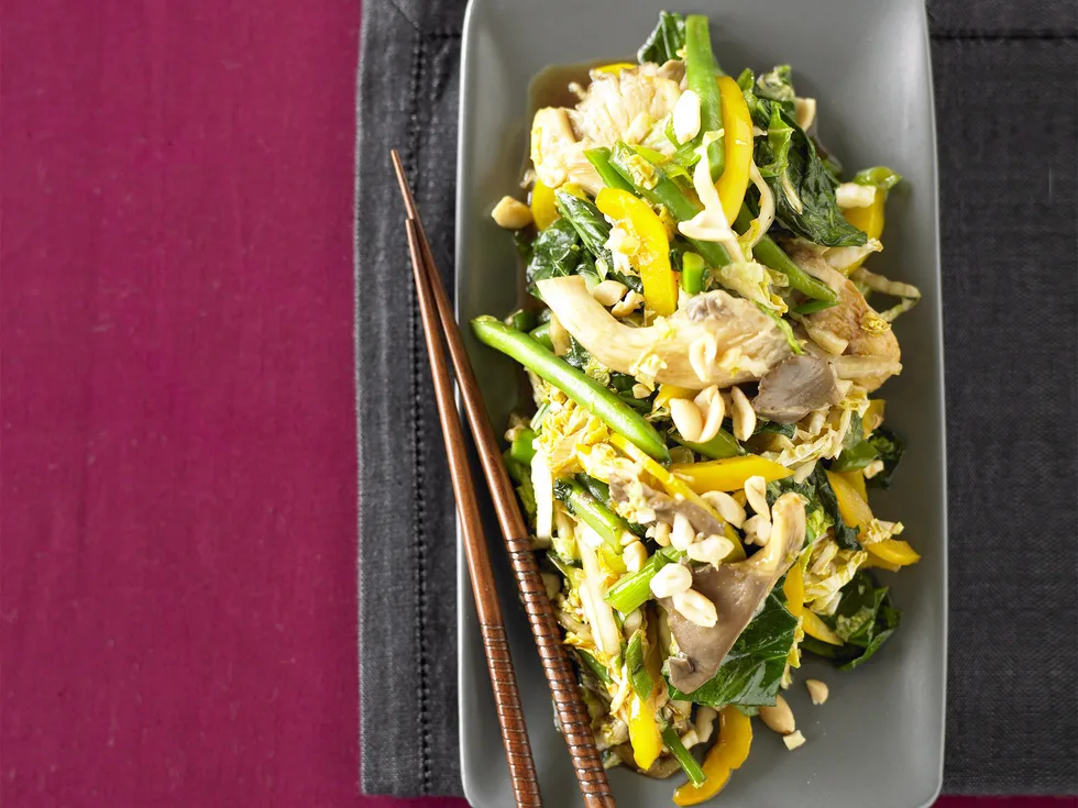 stir-fried vegetables with peanuts
