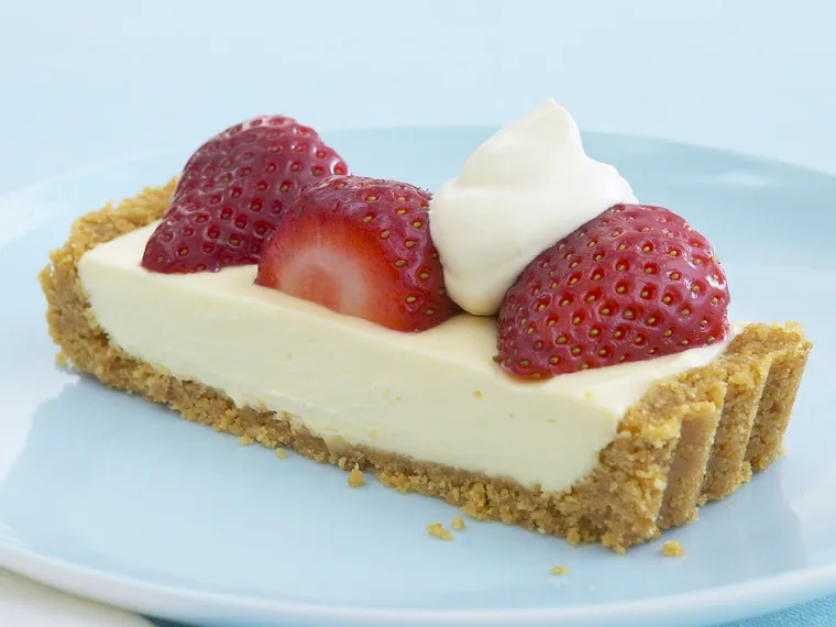strawberry and mascarpone tart