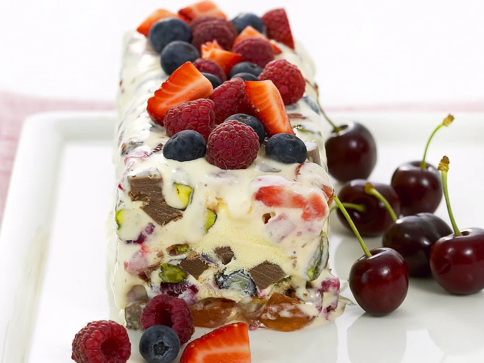 turkish delight and berry cassata