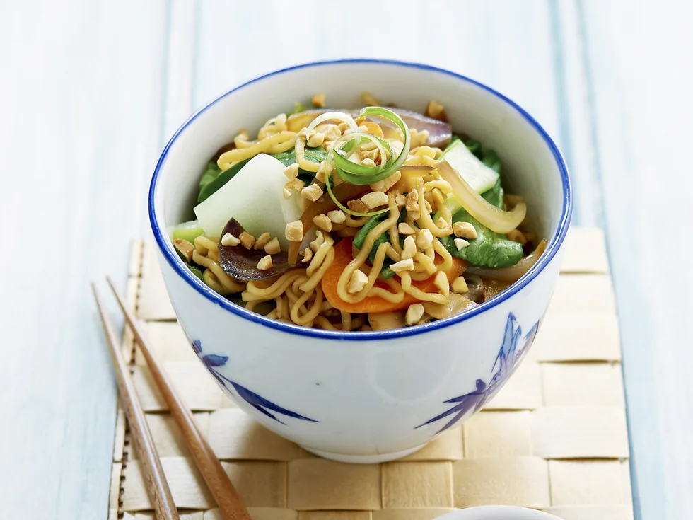 Vegetable noodle stir-fry