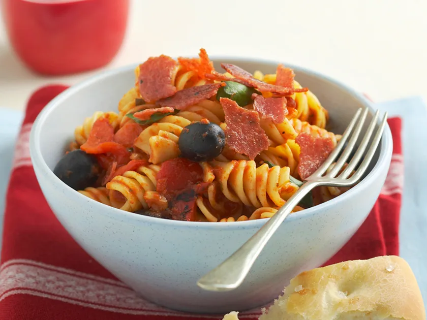 Capsicum and salami pasta
