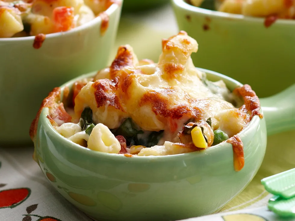 Cheesy vegie pasta