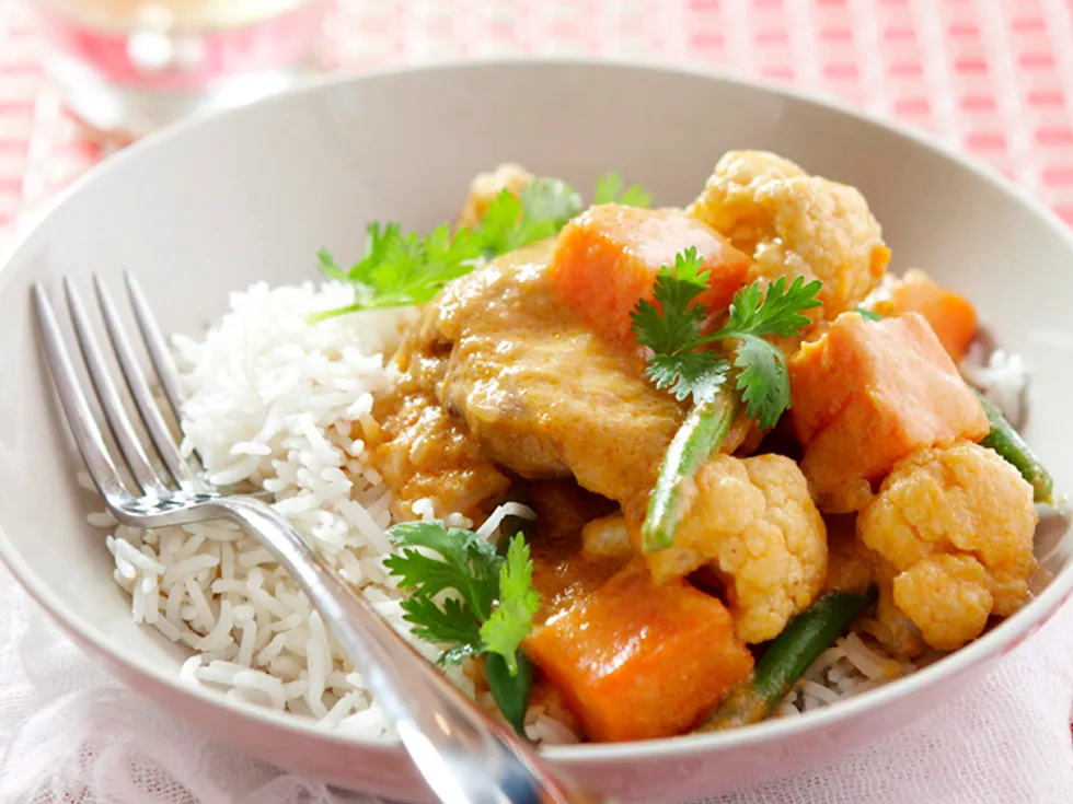 Chicken and cauliflower curry
