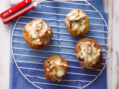 Chicken and mushroom melts