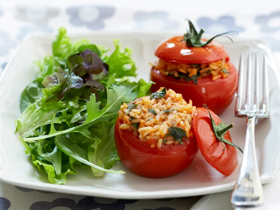 Chicken and tomato rice cups