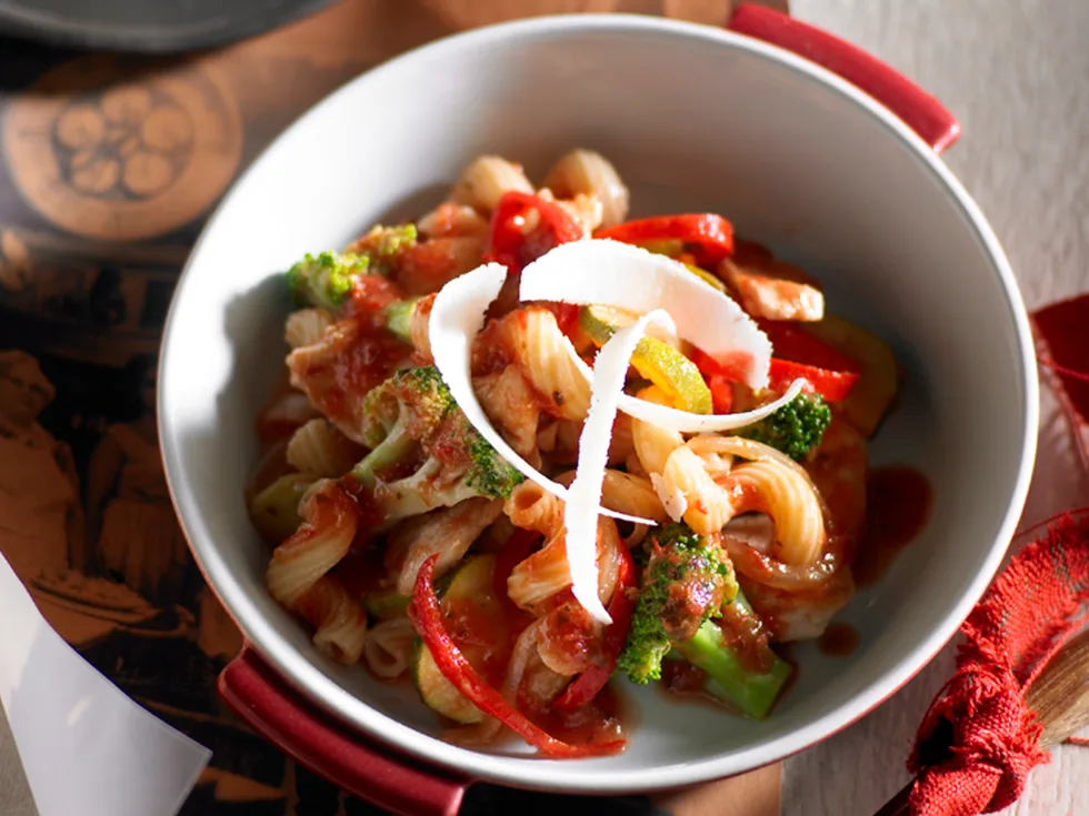 Chicken and vegetable pasta
