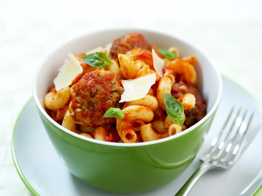 Chicken meatballs with pasta