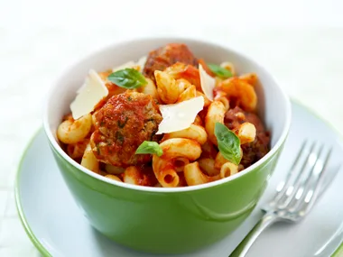 Chicken meatballs with pasta
