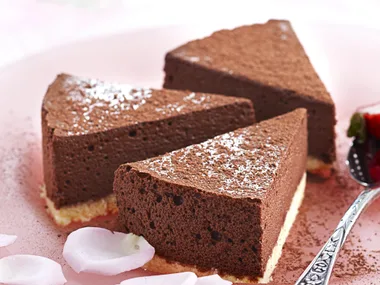 Chocolate mousse cake