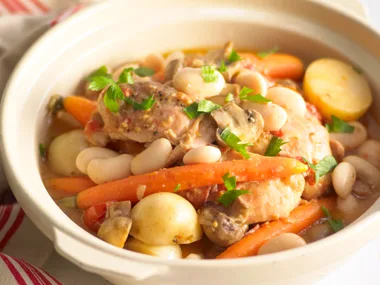 Chunky chicken and vegetable casserole