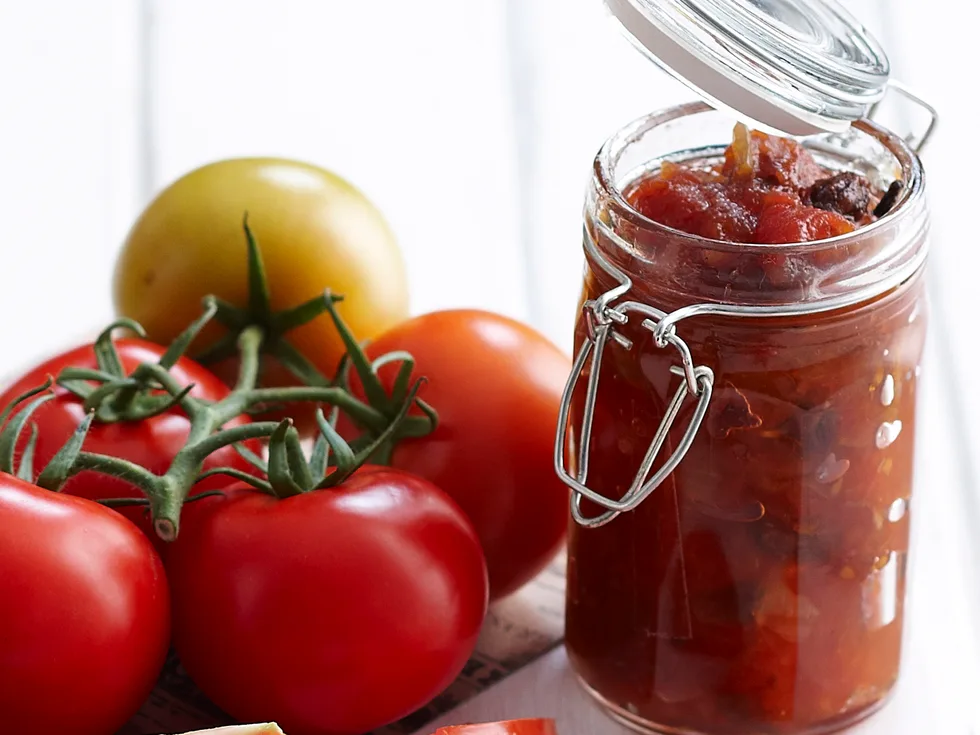 Classic tomato chutney