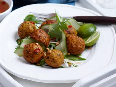 Coriander fish balls
